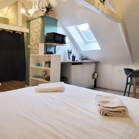 La Cabane - Petit Studio Mansarde - Plage 50M - Rue Gratuite Saint-Malo Exterior photo